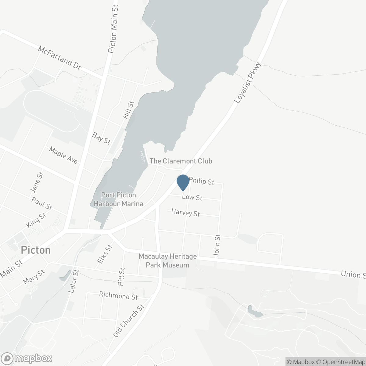 88 BRIDGE STREET, Prince Edward, Ontario K0K 2T0